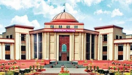 Chhattisgarh: HC's order - give appointment to the candidates included in the merit of SI recruitment in 90 days, recruitment of women on the posts of platoon commander is invalid
