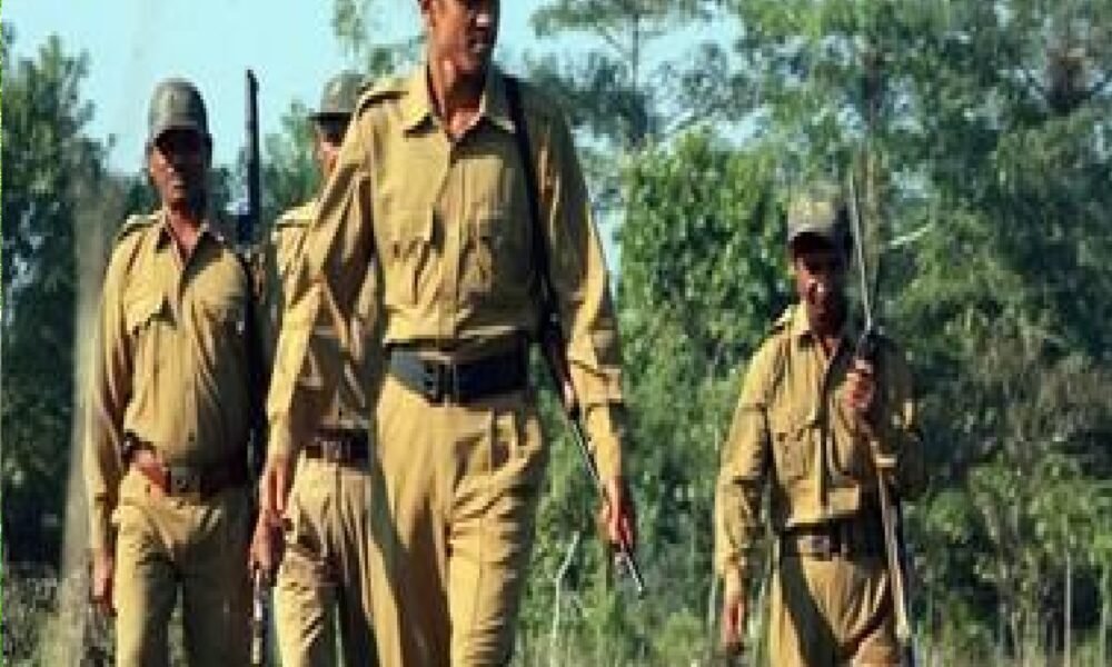 CG News: Salary discrepancy of forest guards removed in the state