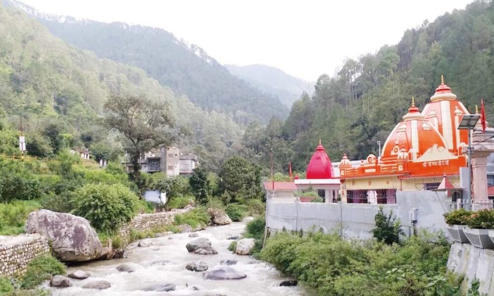 Kainchi Dham: Temple committee implements dress code for devotees, know more