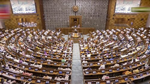 Parliament: Nari Shakti Vandan Bill passed in Lok Sabha, only 2 votes were cast in opposition