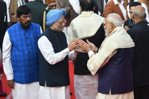 PM Modi: Former Prime Minister Manmohan Singh happy with the policies of the Central Government, praised wholeheartedly