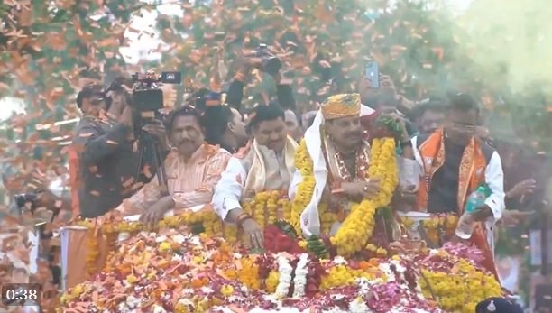 Ujjain: Crowd gathered to welcome CM Mohan Yadav, about 300 welcome platforms were made in the city