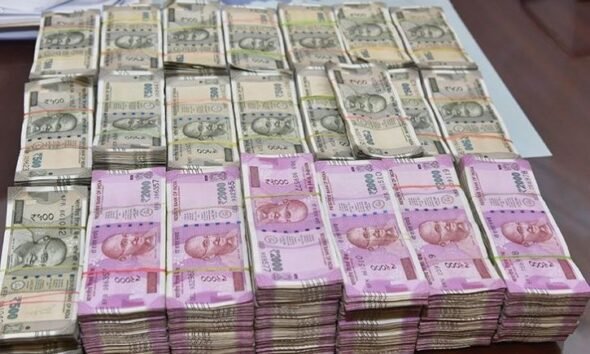 Loksabha Election 2024: Cash and items worth Rs 25 crore seized during checking, continuous action by surveillance teams continues