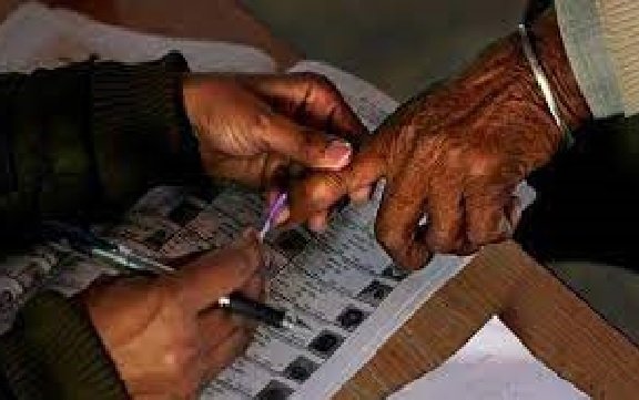 Loksabha Election 2024: Voting will be held on 88 seats in the second phase on Friday, voting will be held on 6 seats of MP, 3 of CG and 8 seats of UP