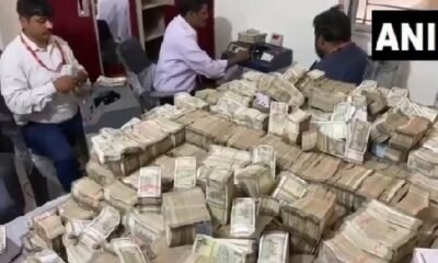 ED Raid: More than Rs 20 crore cash found from the house of minister's PS domestic servant, counting still going on