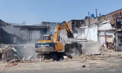 UP News: Bulldozer running on 1100 houses in Lucknow, 8 companies of PAC-RAF deployed