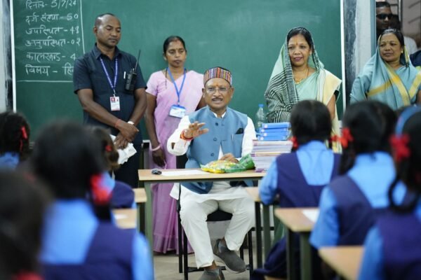 Chhattisgarh: Elementary education in local dialect in tribal areas soon, books are being prepared in 18 local languages ​​and dialects