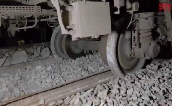 Sabarmati Express Derail: Suspected of a big conspiracy behind the accident, was a piece of track kept on the track?