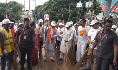 Chhattisgarh: Chief Minister inaugurated the state level 'Swachhta Hi Seva' fortnight, cleaned with broom, administered oath of cleanliness