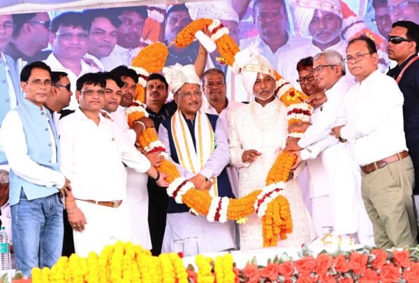 Chhattisgarh: Bhandarpuri will be developed in a new form, Chief Minister Sai made many announcements in Gurudarshan and Sant Samagam Fair