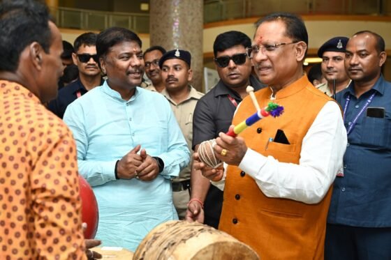 Chhattisgarh: Chief Minister Sai inaugurated the first Chhattisgarh Green Summit, observed traditional herbal products and folk art