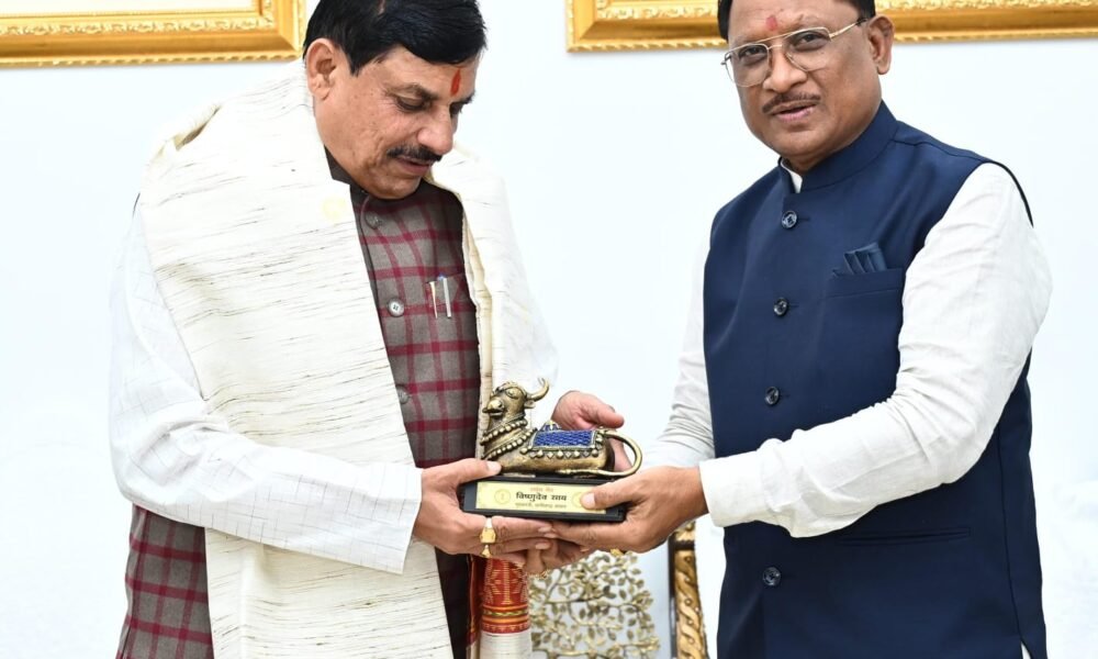 Chhattisgarh: Chief Minister Sai warmly welcomes MP CM Dr. Mohan Yadav, will be the chief guest at Rajyotsav