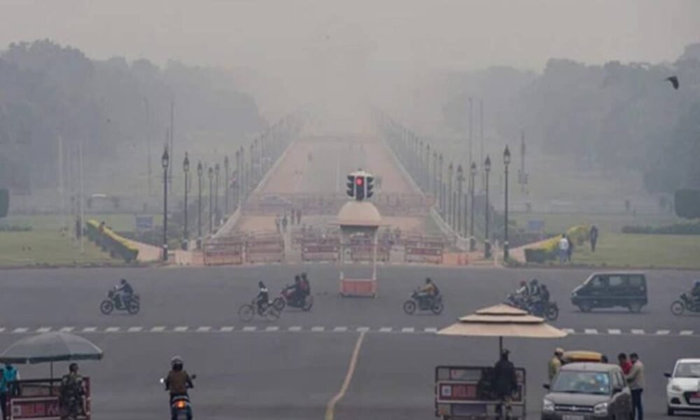 Delhi-NCR Pollution: Due to pollution, half lockdown situation in Delhi-NCR, 50 percent government employees will work from home