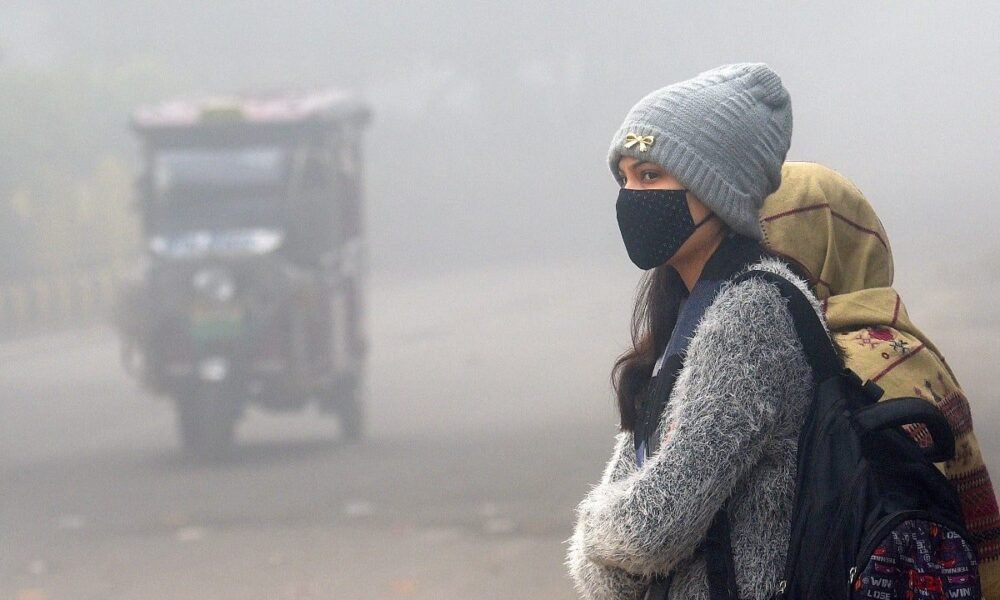 Weather Update: Strong cold wave may hit many parts of MP on Monday, possibility of dense fog in UP