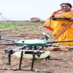 Chhattisgarh: Drone didi earned two lakh rupees from the flight of technology, making her daughter an IT engineer