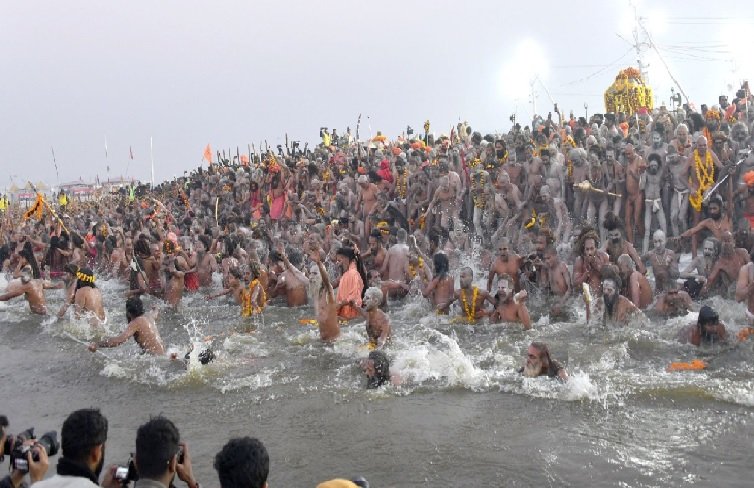 Mahakumbh 2025: 2.57 crore devotees took the holy dip in the last Amrit Snan, till now more than 37 crore devotees have taken bath in Mahakumbh