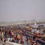 Mahakumbh 2025: More than 40 crore devotees have taken bath in Mahakumbh, Bihar Governor also took a dip in Sangam