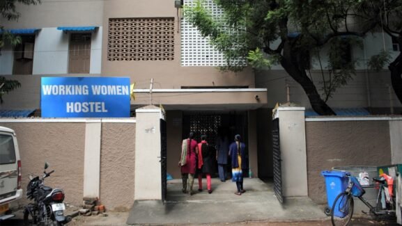 Chhattisgarh: Good news for working women, six women's hostels will be built in Raipur and Bilaspur