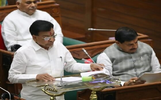 MP Budget 2025: Allowances of employees will increase, three lakh jobs for youth, bonus on milk to farmers, no new tax announced