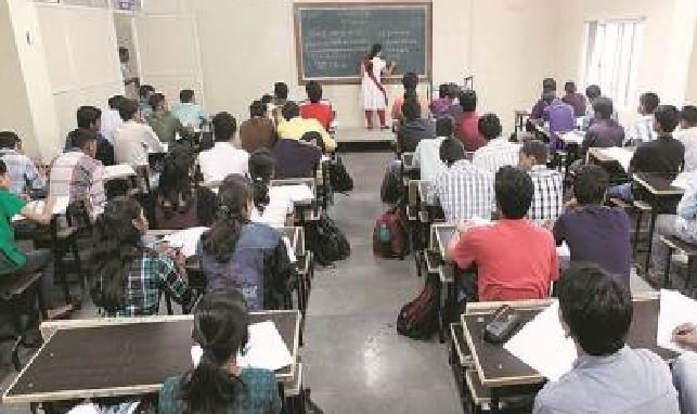 Chhattisgarh: Talks of thousands of schools being closed are misleading and baseless, only 166 schools will be adjusted