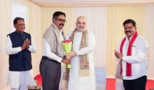 New Delhi: Union Home Minister met the officers who played an important role in the anti-Naxal operation, will soon come to Chhattisgarh to meet the soldiers