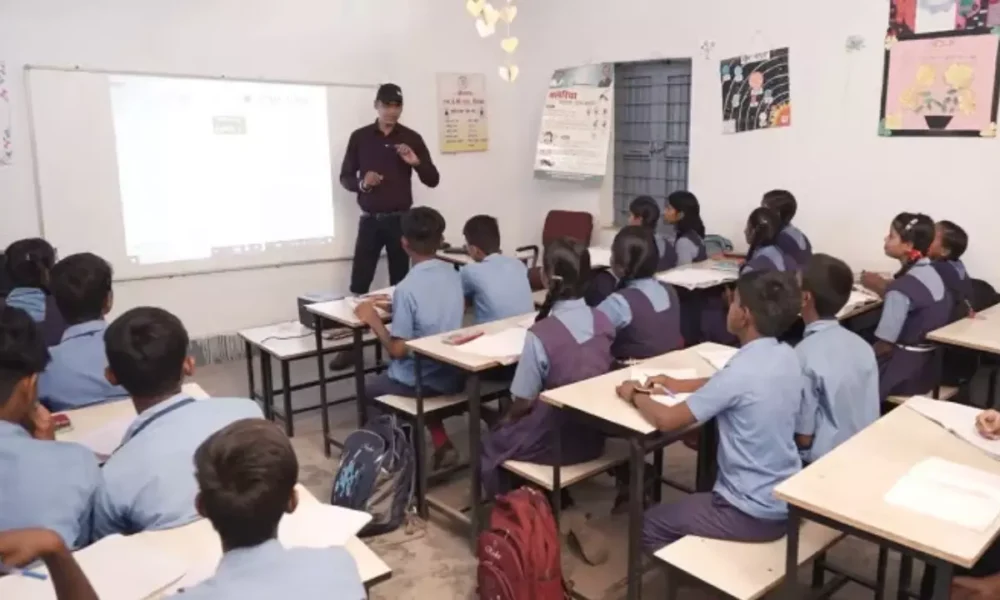 Chhattisgarh: Counseling started for adjustment on the post of Assistant Teacher Science (Laboratory)