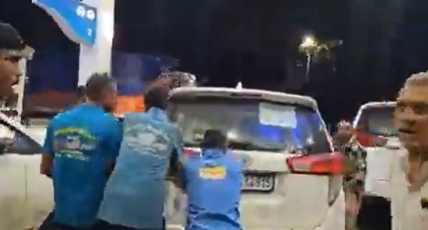 MP News: Vehicles of CM's convoy suddenly broke down, large amount of water found in diesel, petrol pump sealed