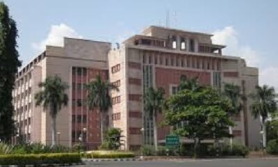 MP IAS Transfer: Neeraj Mandloi will be ACS of Chief Minister, Sanjay Dubey will be given responsibility of Urban Administration and Housing