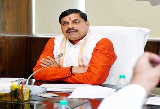 MP News: 'Take strict action against black marketing and illegal storage of fertilizers', CM's instructions - ensure availability of fertilizers to farmers