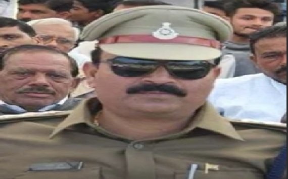 MP News: Nishatpura police station TI Rupesh Dubey attempted suicide in Bhopal, condition critical