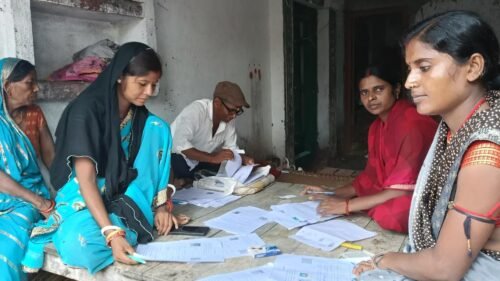 Bihar: Election Commission made public the names of 65 lakh people removed from the voter list, list put up at polling stations