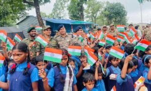  Chhattisgarh: For the first time after independence, the tricolor was hoisted in 29 villages of Bastar