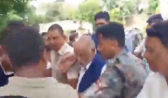 Bihar: Villagers attack Minister Shravan Kumar and Hilsa MLA in Nalanda district, uproar over demand for compensation