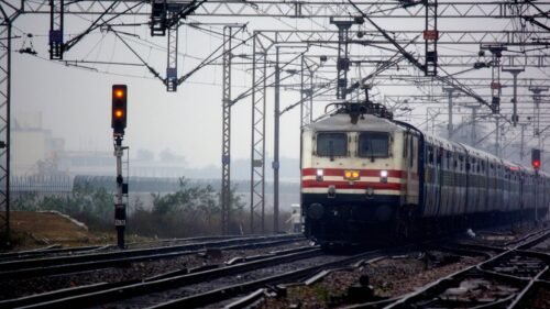 Indian Railways: Railways started round trip scheme on experimental basis, 20% discount will be given on booking return tickets