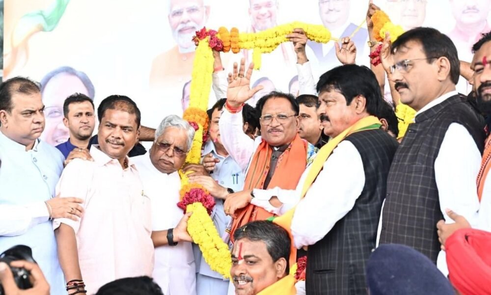 Chhattisgarh: CM Sai returns from successful foreign tour of Japan and South Korea, grand welcome at airport