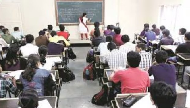 UP News: 26 teachers with fake mark sheets dismissed, orders for salary recovery, FIR will also be registered