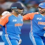 IND vs PAK: भारत ने पाकिस्तान को सात विकेट से रौंदा, सूर्यकुमार ने छक्का लगाकर दिलाई जीत IND vs PAK: India defeated Pakistan by seven wickets, Suryakumar gave victory by hitting a six