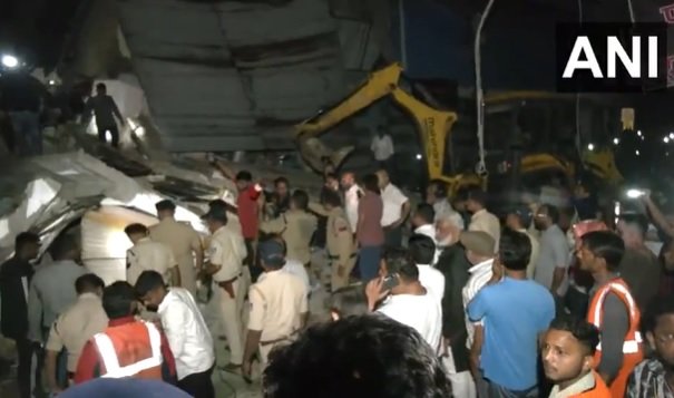 MP News: 3-storey building collapses in Indore on Monday night, two dead, 12 injured