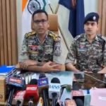 Kanker: सुरक्षाबलों के साथ मुठभेड़ में 14 लाख के इनामी तीन नक्सली ढेर, तीनों के शव के साथ बड़ी मात्रा में हथियार बरामद Kanker: Three Naxalites carrying a bounty of Rs 14 lakh killed in encounter with security forces, large quantity of weapons recovered along with the bodies of the three