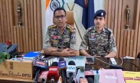 Kanker: Three Naxalites carrying a bounty of Rs 14 lakh killed in encounter with security forces, large quantity of weapons recovered along with the bodies of the three
