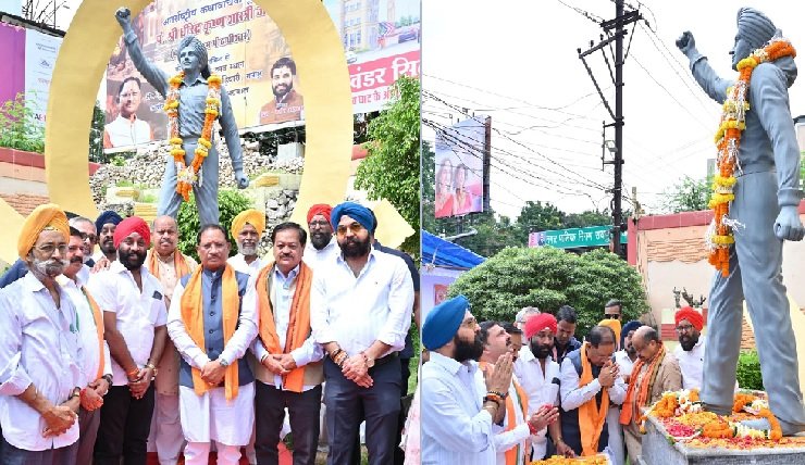 Chhattisgarh: Chief Minister Sai paid homage to immortal martyr Bhagat Singh by garlanding his statue