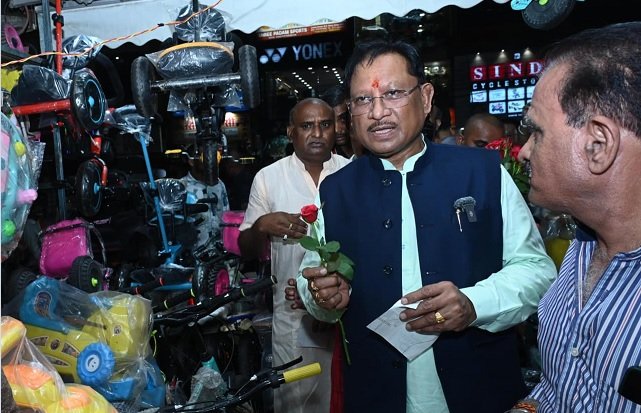 Chhattisgarh: Chief Minister Sai visits market to review GST Savings Festival, GST 2.0 brings enthusiasm among traders and consumers