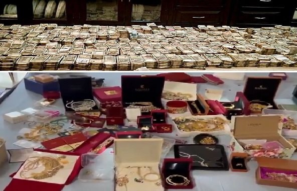 Chandigarh: 7.5 crore rupees in cash and 2.5 kg of gold recovered from Punjab Police DIG Bhullar's residence; expensive liquor recovered from farmhouse; CBI court sends him to jail