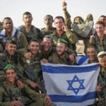 Israel-Hamas Ceasefire: हमास ने सभी 20 जीवित बंधकों को किया रिहा; इजरायली जेल से फलस्तीनी कैदी रवाना Israel-Hamas Ceasefire: Hamas releases all 20 surviving hostages; Palestinian prisoners leave Israeli jail