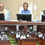 Raipur: कलेक्टर्स कॉन्फ्रेंस में सीएम साय ने दिखाई सख्ती, बोले-“जनहित के कार्यों में लापरवाही बर्दाश्त नहीं" Raipur: CM Sai showed strictness in the 'Collectors Conference', said- "Negligence in public welfare works will not be tolerated."