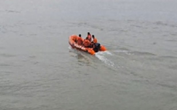 Boat accident: No trace of the eight missing people in the Bahraich boat accident was found even on the fourth day; sonar technology will now be used for the