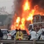 Pune Accident: ट्रक का ब्रेक फेल होने से 25 गाड़ियां आपस में टकराईं, कुछ में आग लगी, 9 की मौत Pune Accident: 25 vehicles collided with each other due to truck brake failure, some caught fire, 9 died