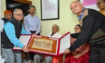 Chhattisgarh: Chief Minister Sai congratulated eminent Chhattisgarh litterateur Vinod Kumar Shukla on being awarded the Jnanpith Award