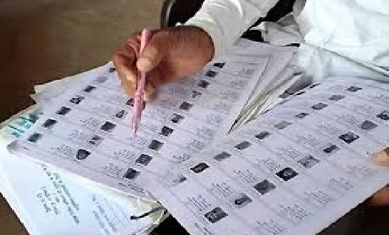 SIR Voter List Revision: Election Commission extends SIR deadline by 7 days in 12 states, BLOs to get double salary