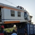 Train Accident: बिलासपुर में मालगाड़ी और पैसेंजर ट्रेन आमने-सामने टकराईं, 6 की मौत, 5 घायल Train Accident: Goods train and passenger train collide head-on in Bilaspur, six killed, several injured